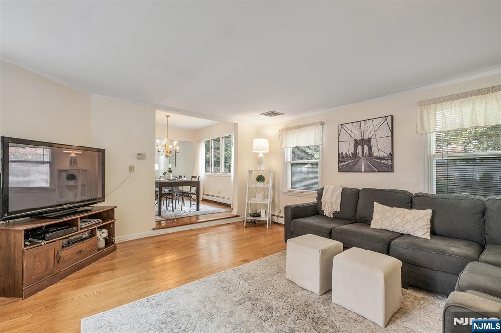 15 Linden Road