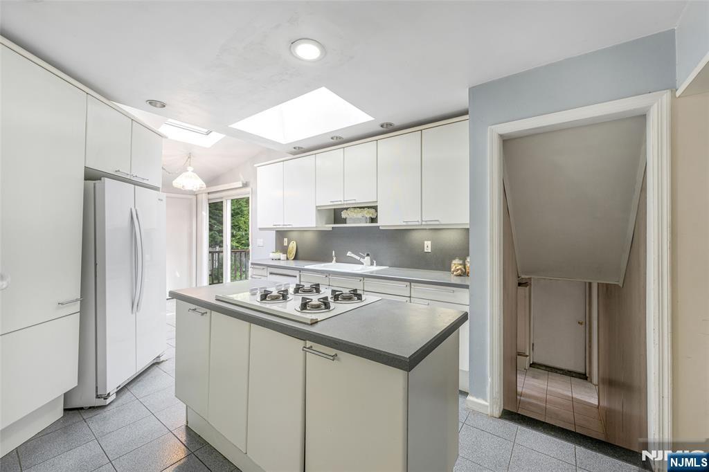15 Linden Road