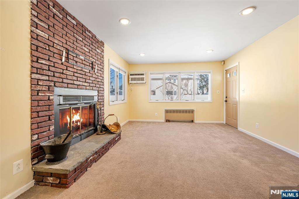 10-09 Charles Street