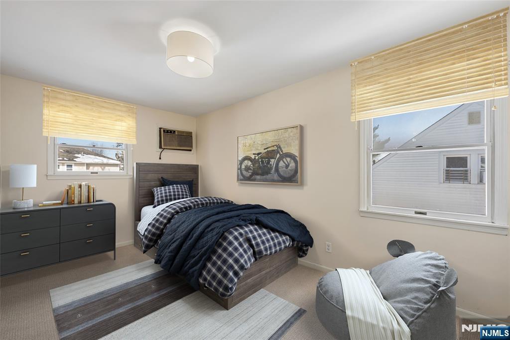 10-09 Charles Street