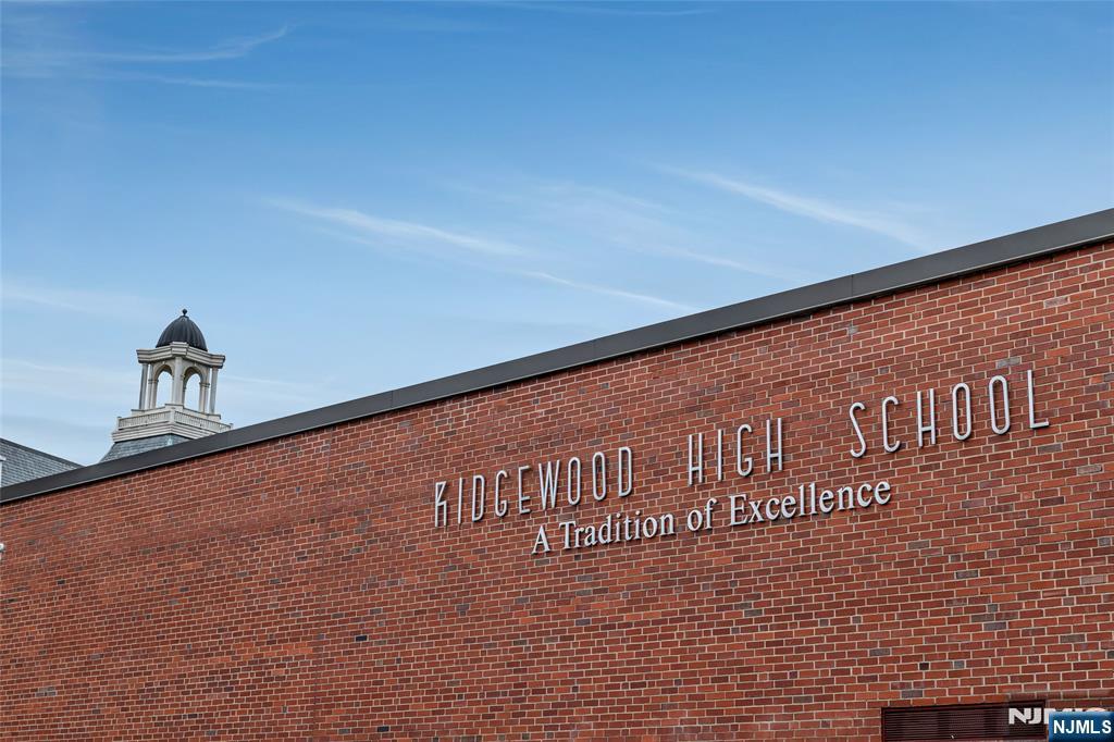 716 Morningside Road