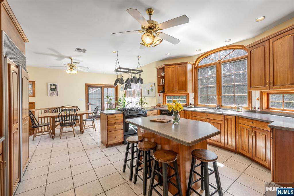 133 N Pleasant Avenue