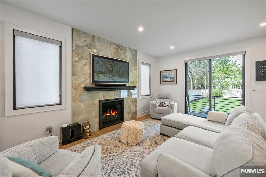 67 Westervelt Place