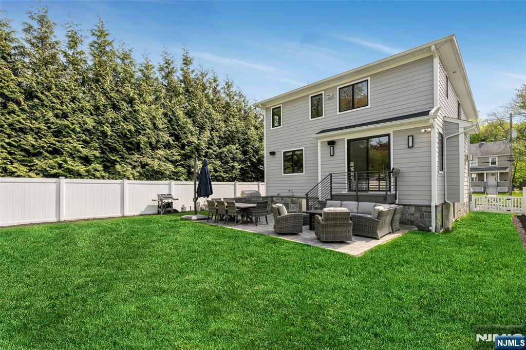 67 Westervelt Place