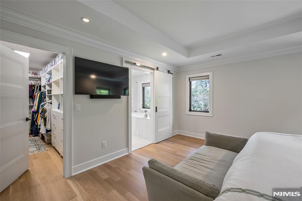 67 Westervelt Place