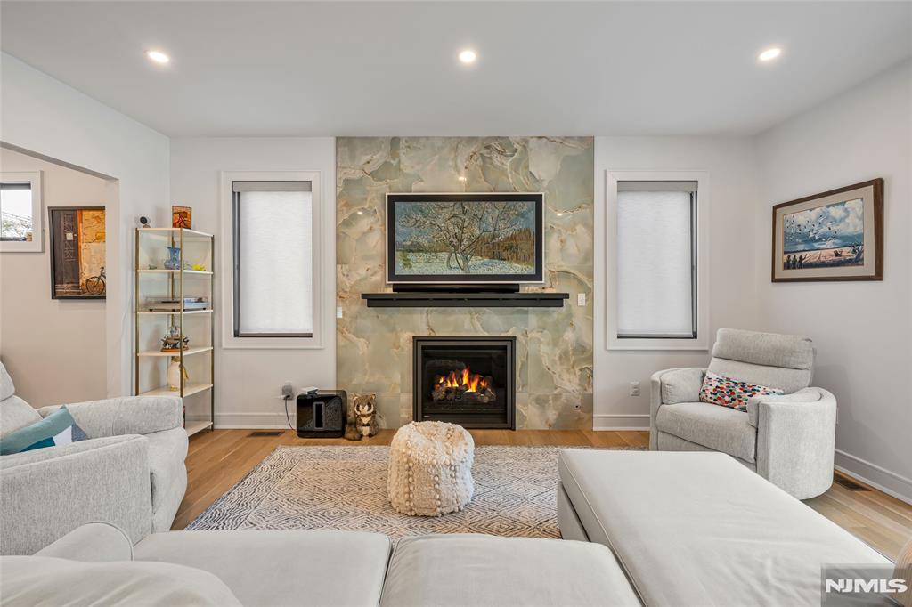 67 Westervelt Place