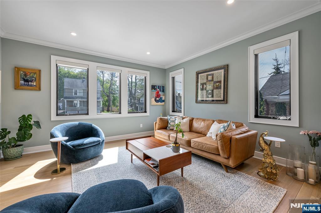 67 Westervelt Place