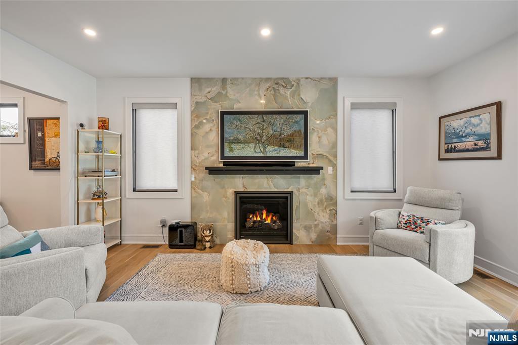 67 Westervelt Place
