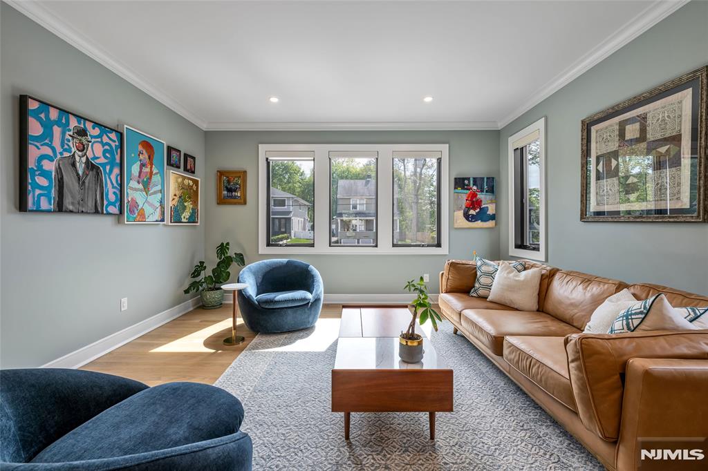 67 Westervelt Place