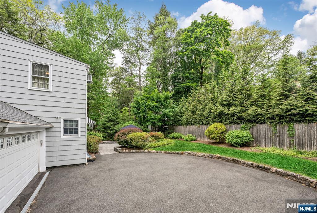 37 Van Dyke Drive