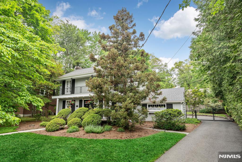 37 Van Dyke Drive