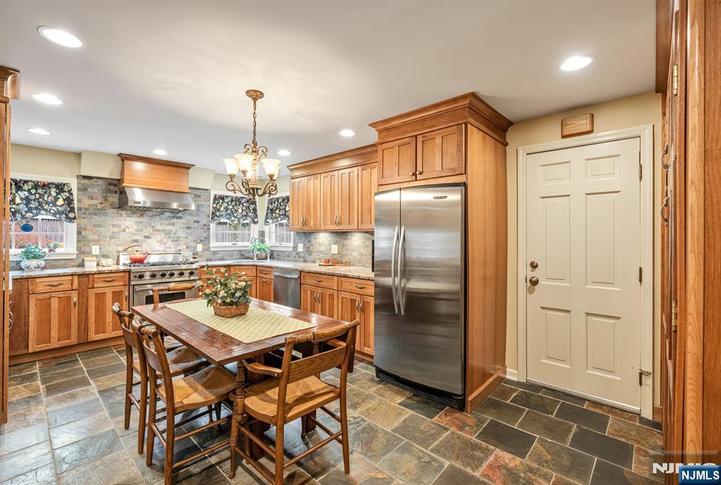37 Van Dyke Drive