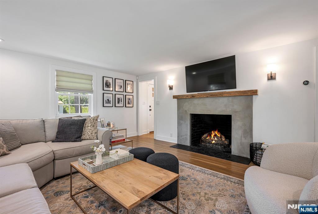 979 Salem Lane