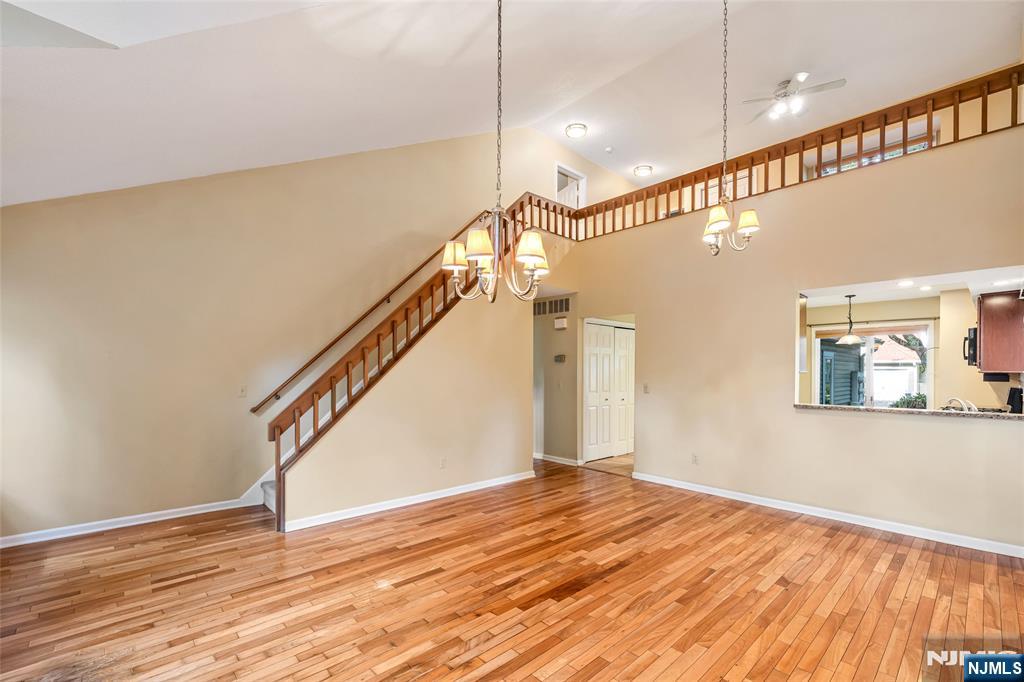 2 Ridgeview Terrace