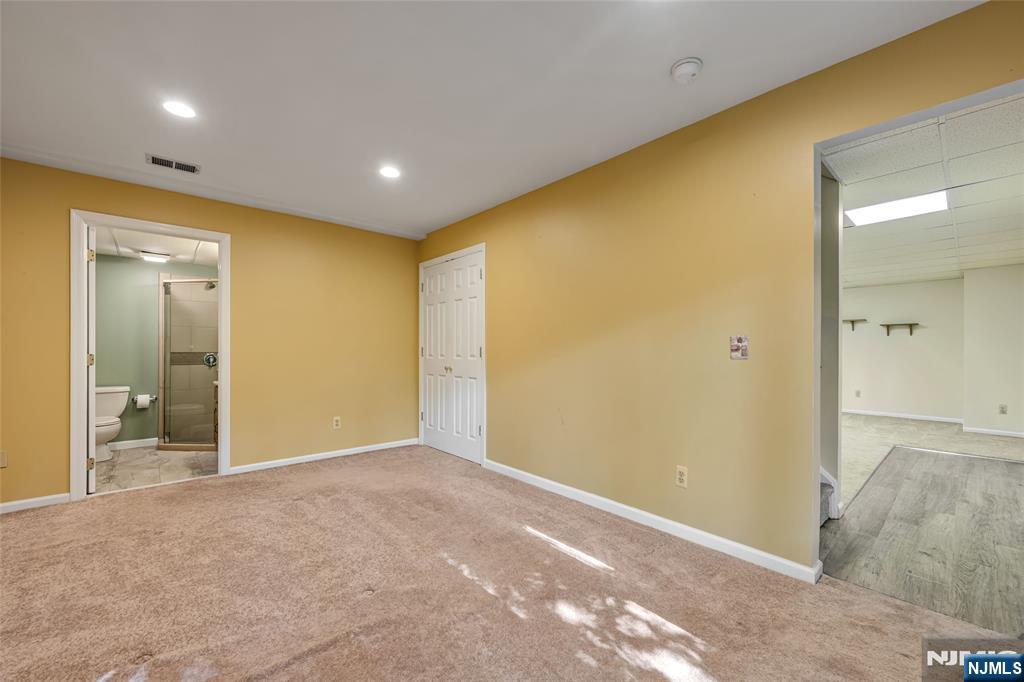 2 Ridgeview Terrace