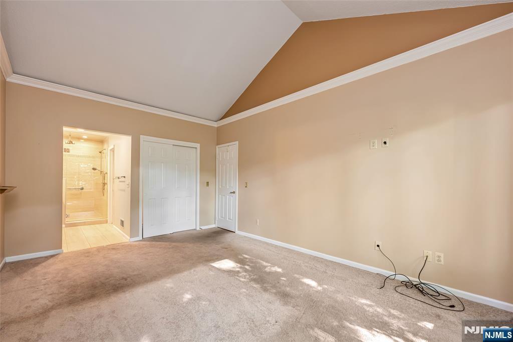 2 Ridgeview Terrace