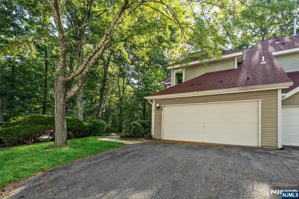2 Ridgeview Terrace