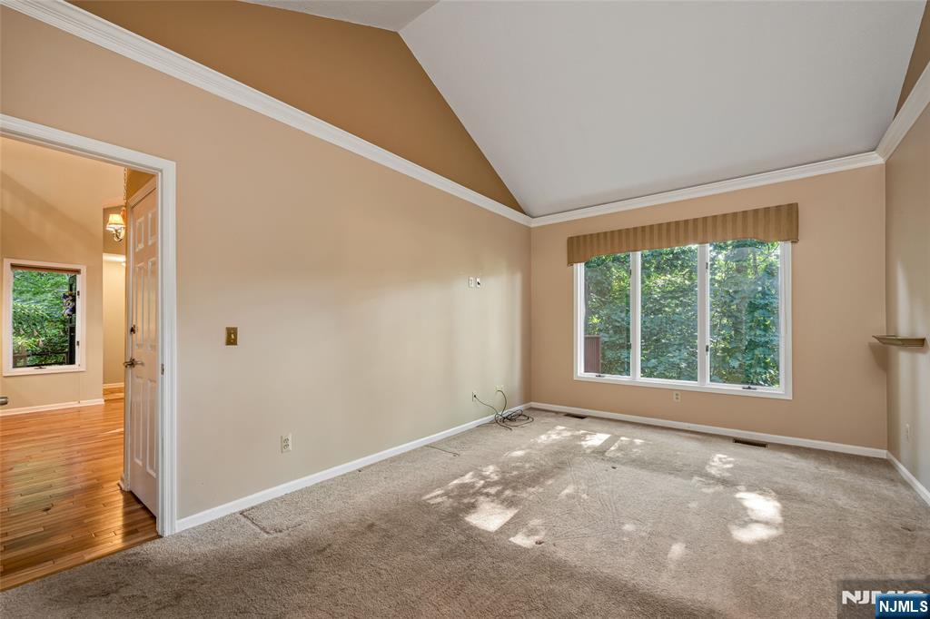 2 Ridgeview Terrace