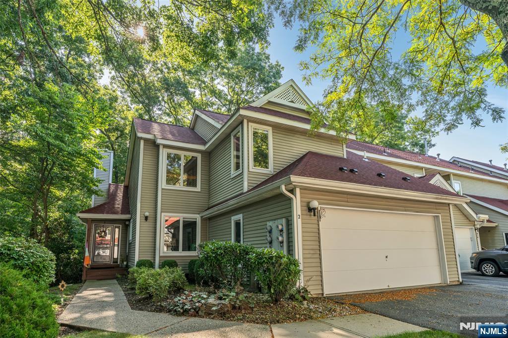 2 Ridgeview Terrace