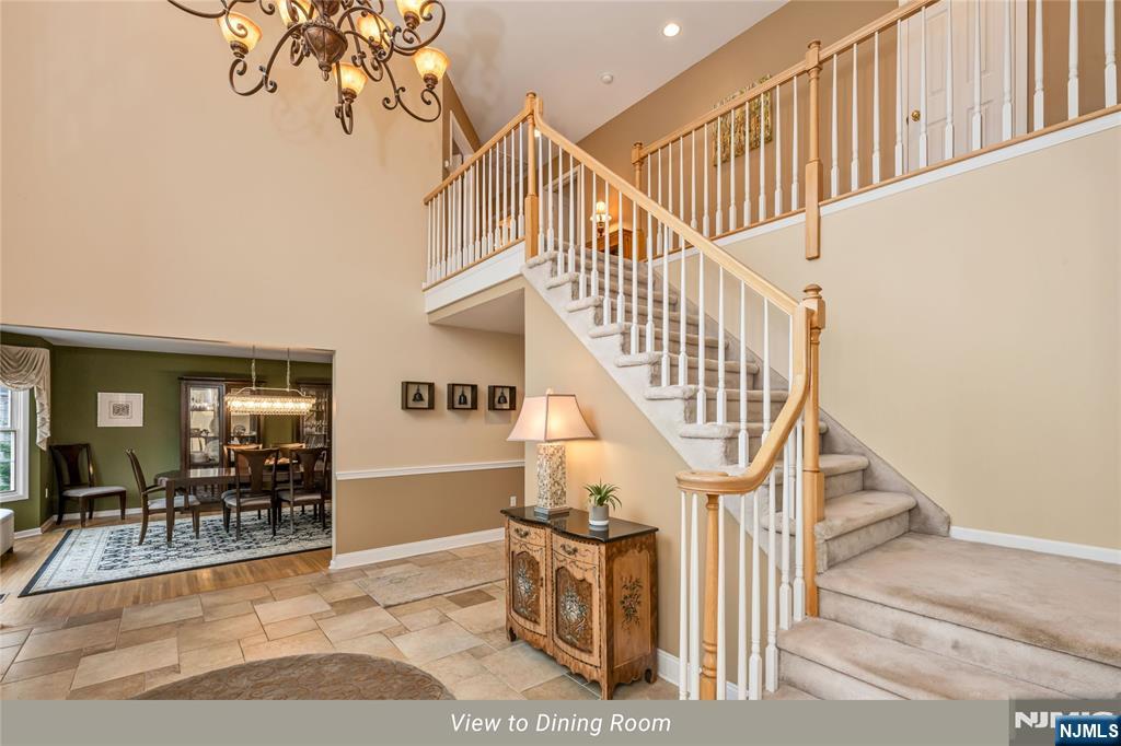 4 Moccasin Court