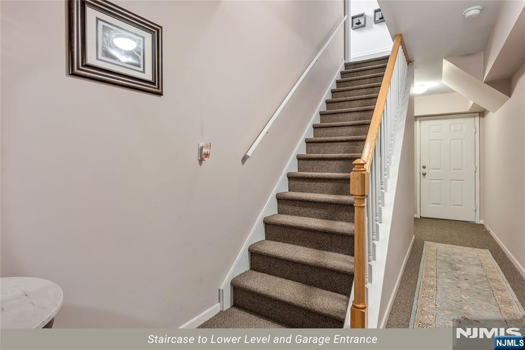 4 Moccasin Court