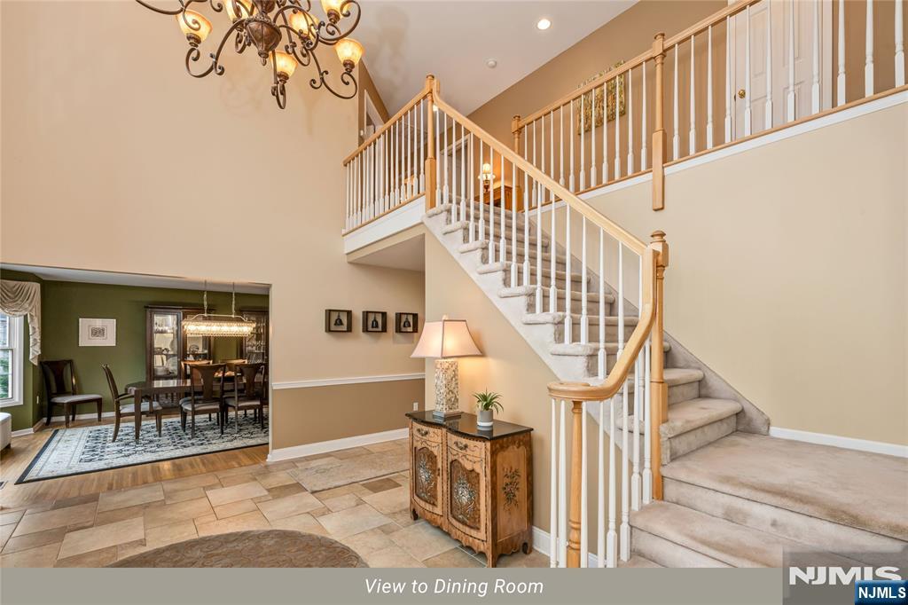 4 Moccasin Court