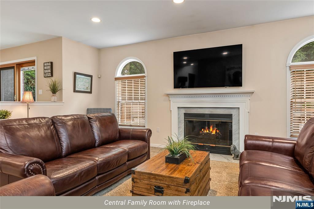 4 Moccasin Court