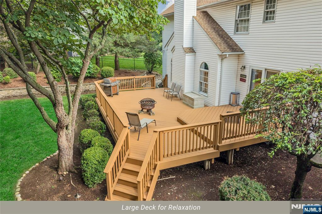4 Moccasin Court