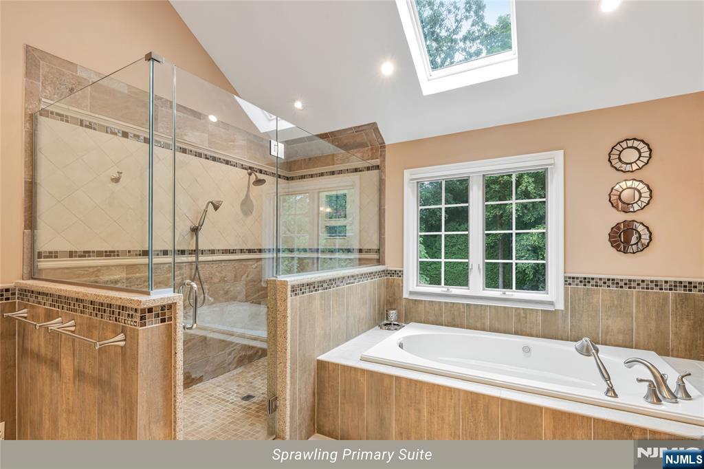 4 Moccasin Court