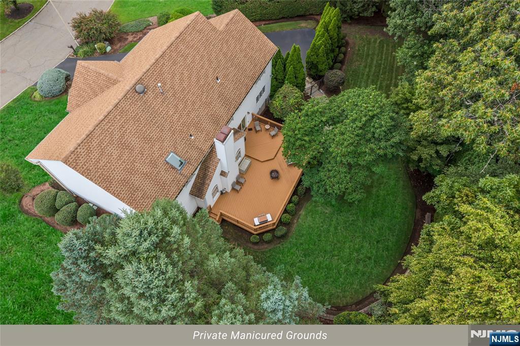 4 Moccasin Court