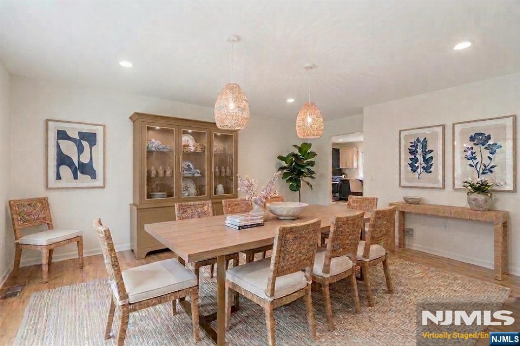 4 Moccasin Court