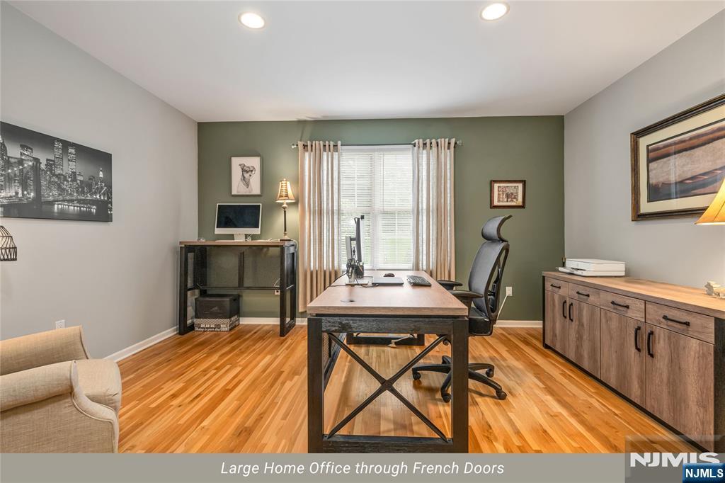 4 Moccasin Court