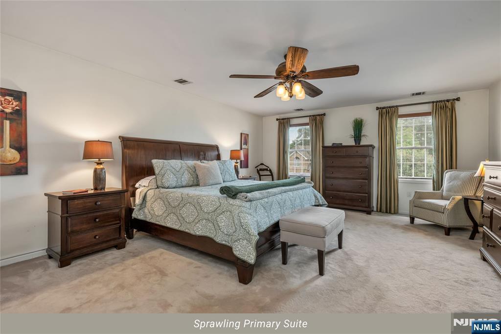 4 Moccasin Court