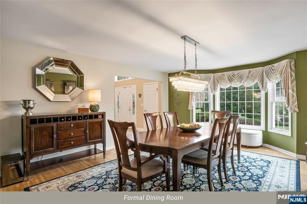 4 Moccasin Court