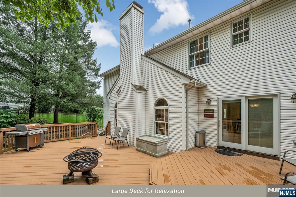 4 Moccasin Court
