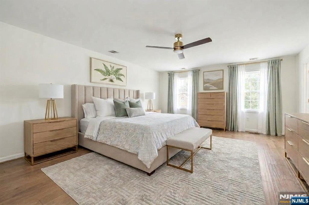4 Moccasin Court