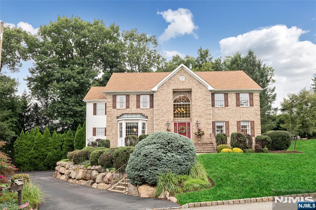 4 Moccasin Court