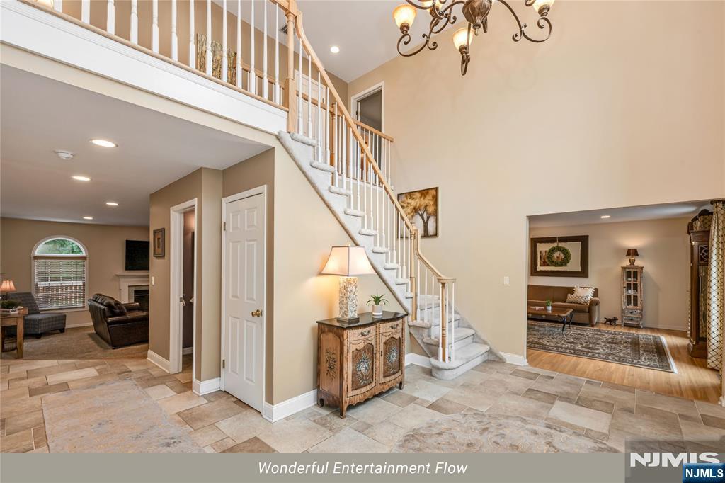 4 Moccasin Court