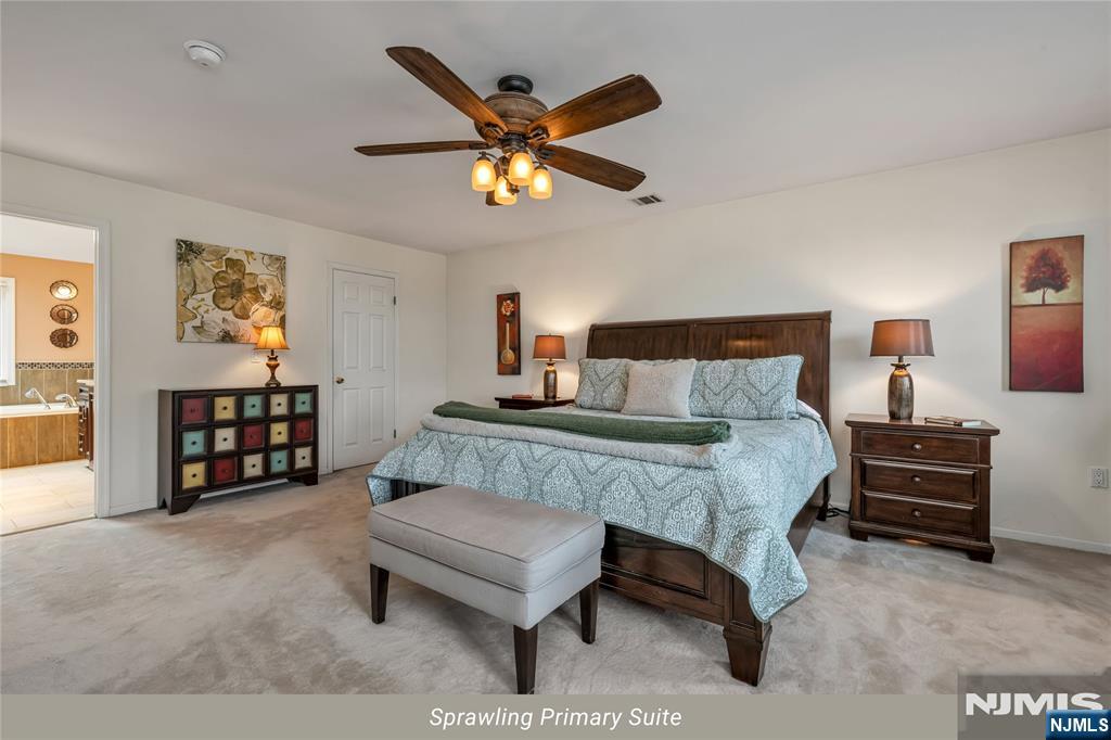 4 Moccasin Court