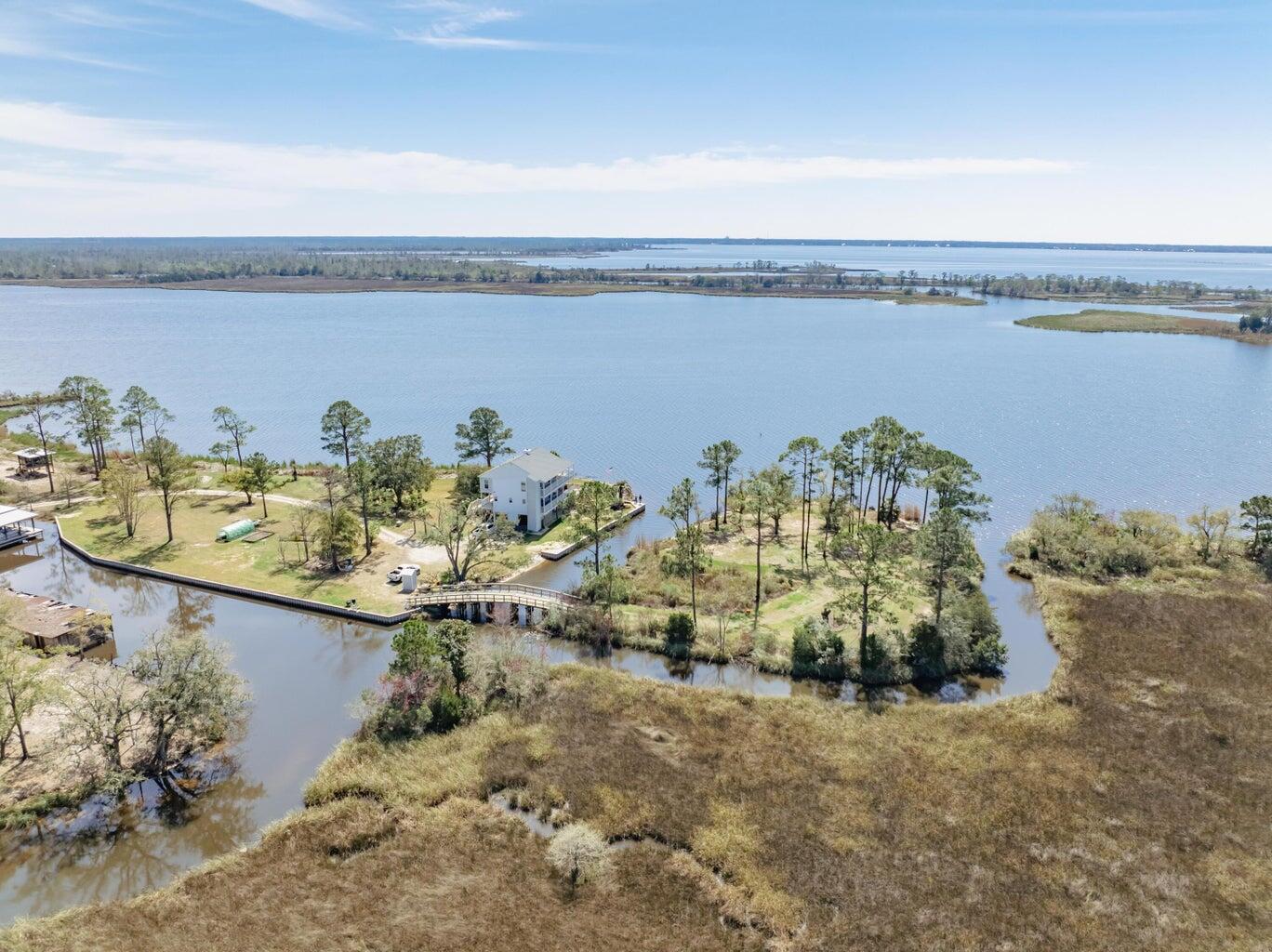 602 Pitts Bayshore Drive