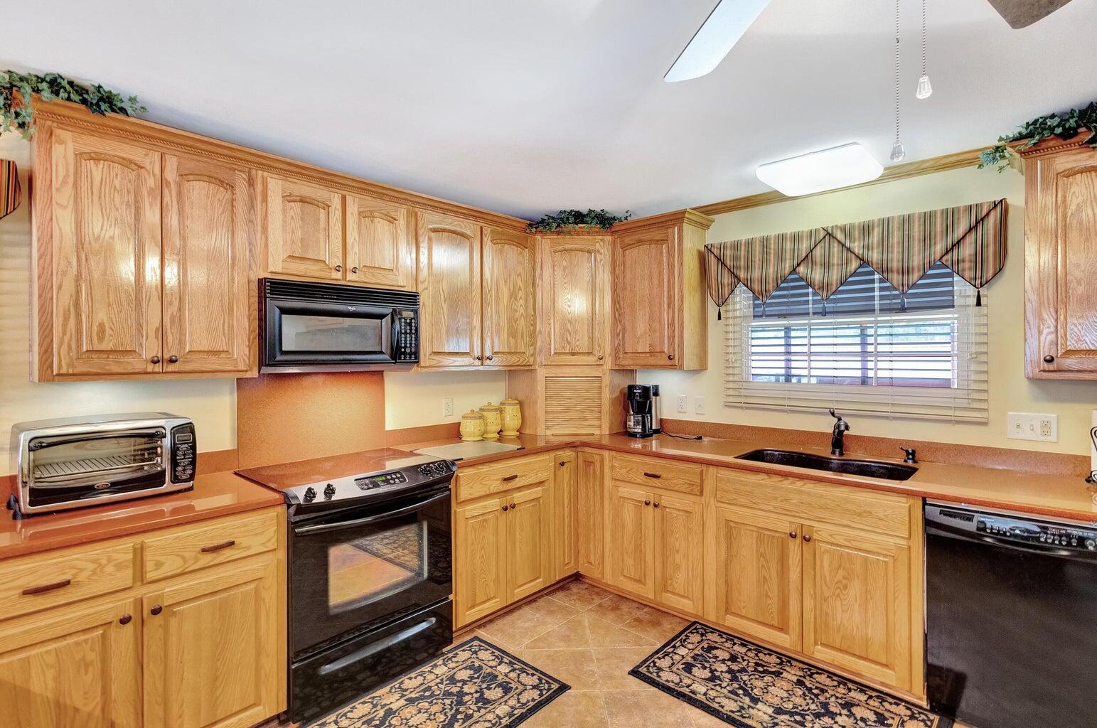 602 Pitts Bayshore Drive