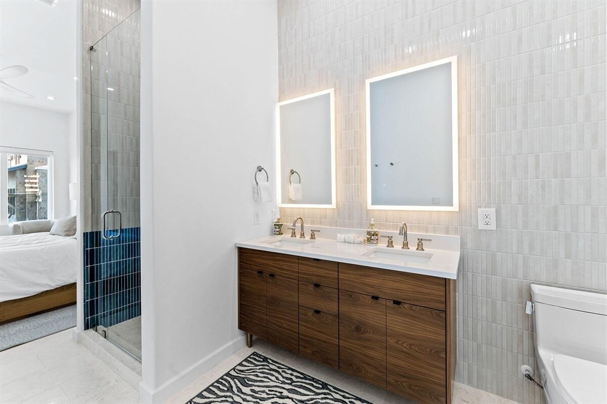 3434 E County Hwy 30A