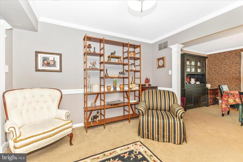 1111 CUMMINGS AVENUE
