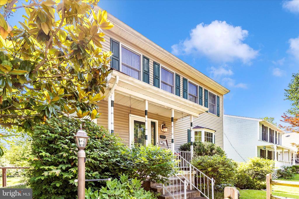 1111 CUMMINGS AVENUE