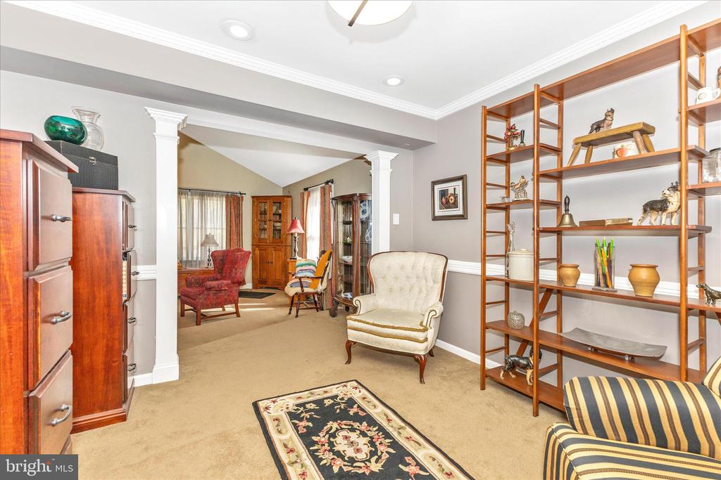 1111 CUMMINGS AVENUE