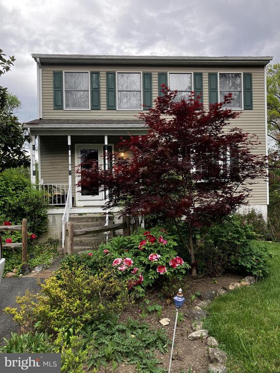 1111 CUMMINGS AVENUE