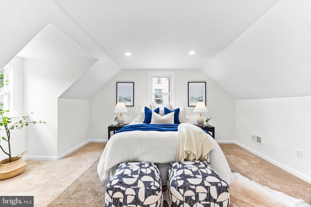 5559 ASHBOURNE ROAD