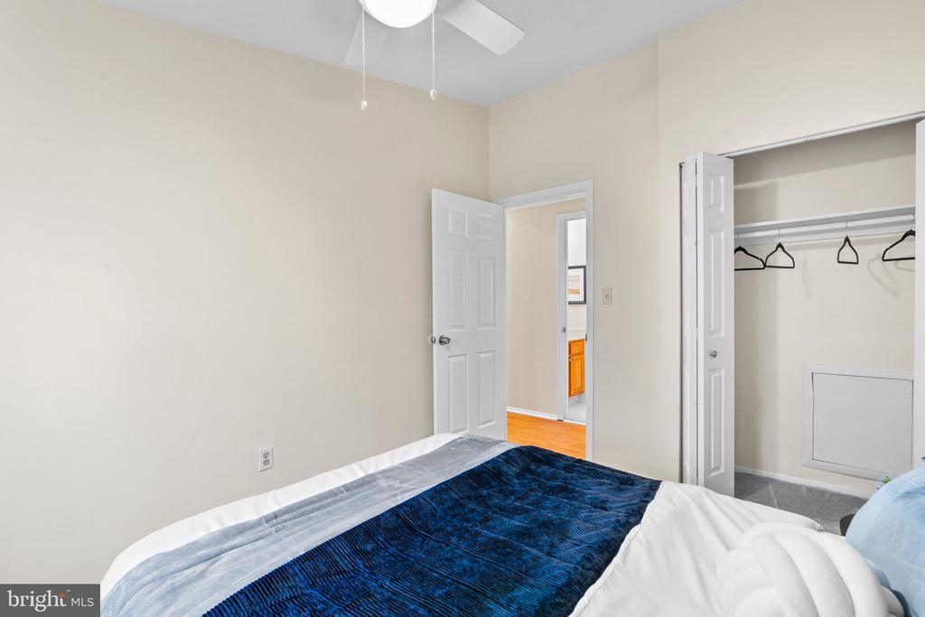 5469 HILDEBRAND COURT
