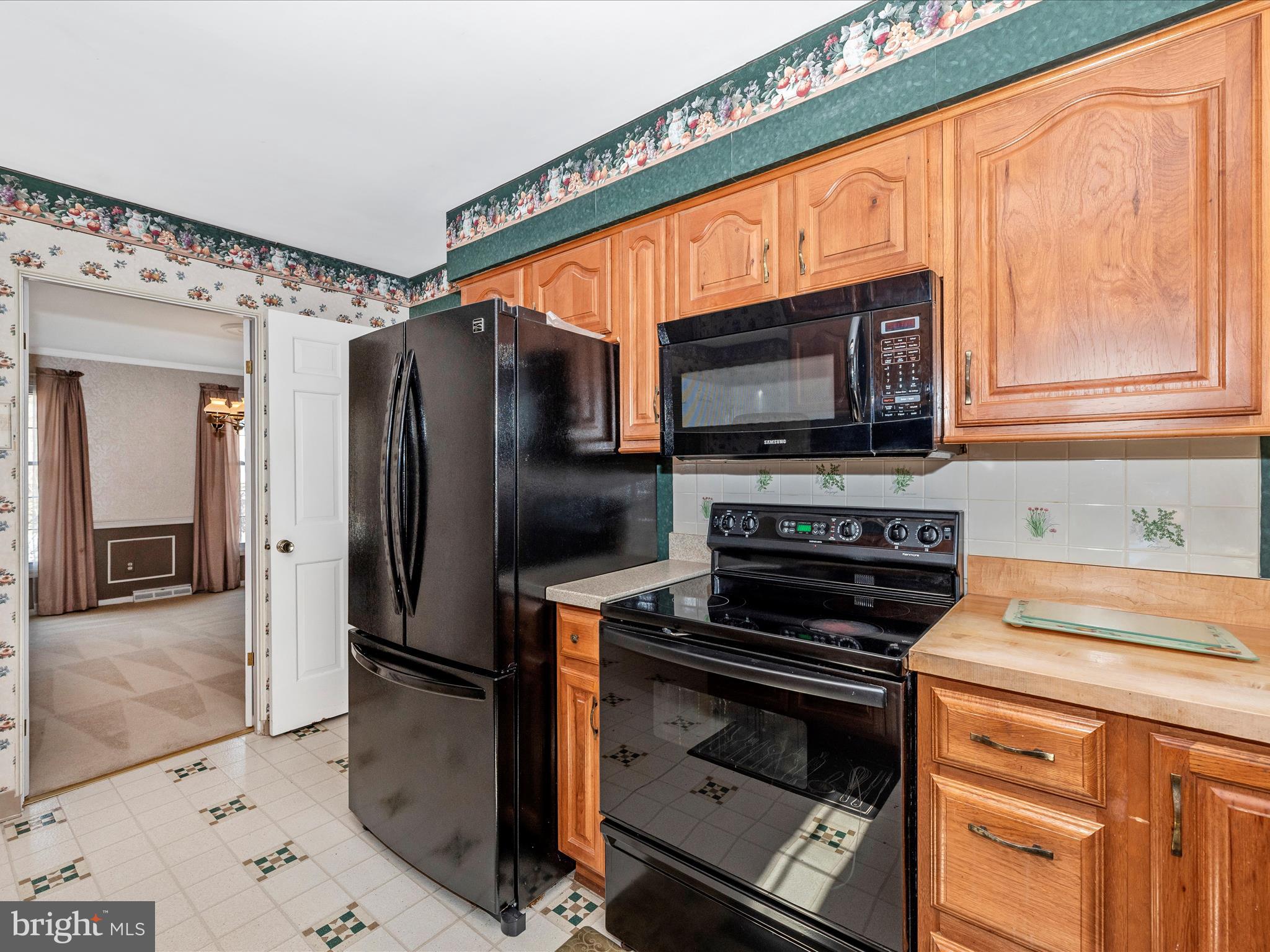 6160 CAMELBACK LANE