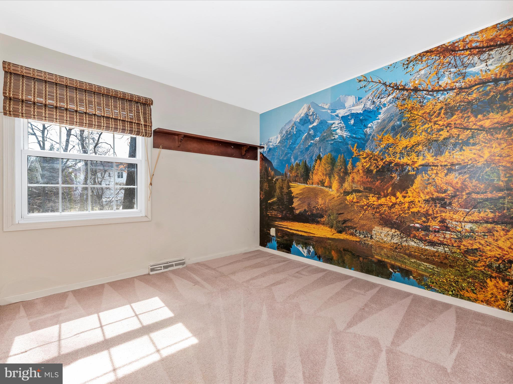 6160 CAMELBACK LANE